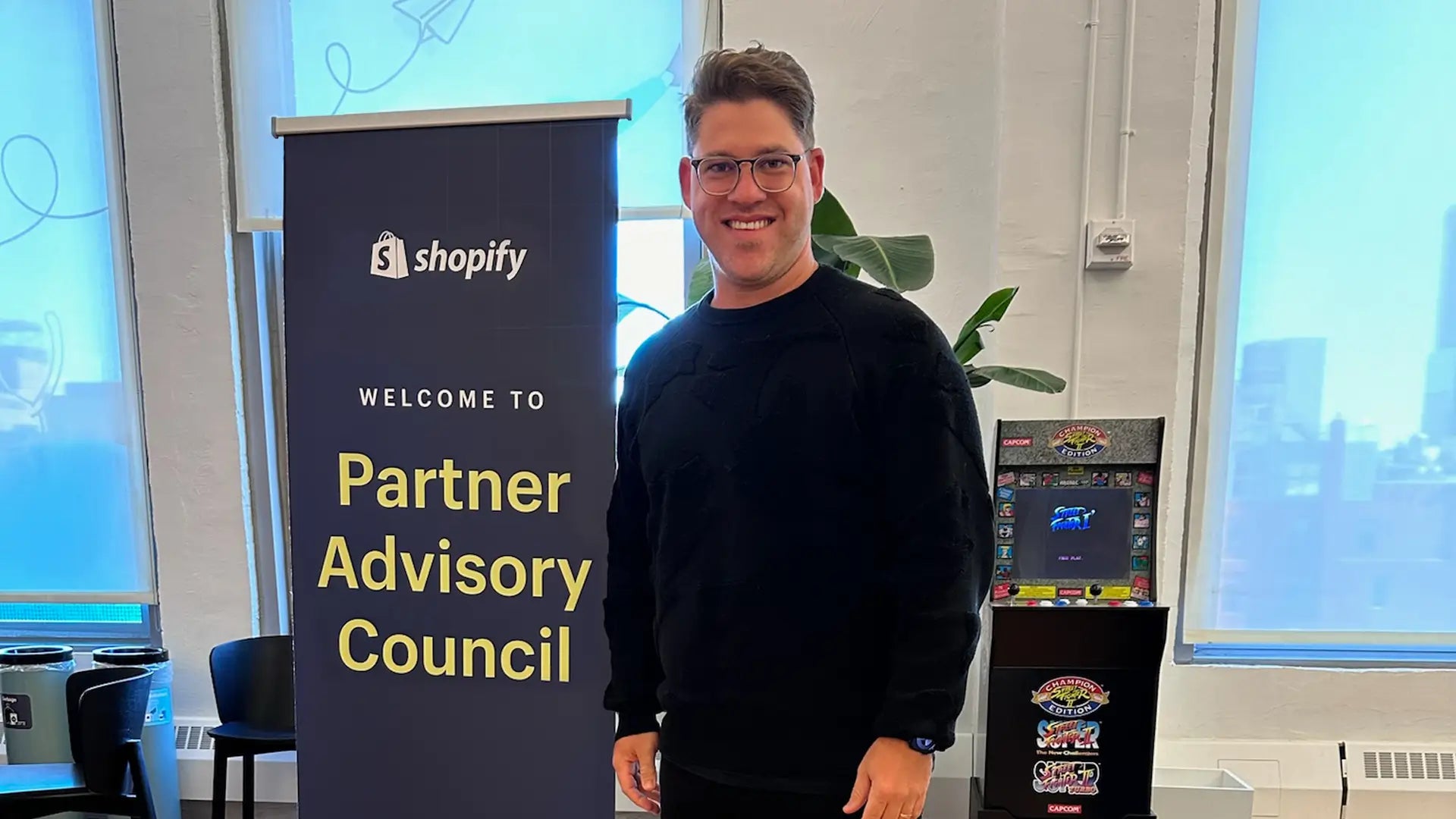 check-commerce-membro-do-shopify-enterprise-partner-advisory-council